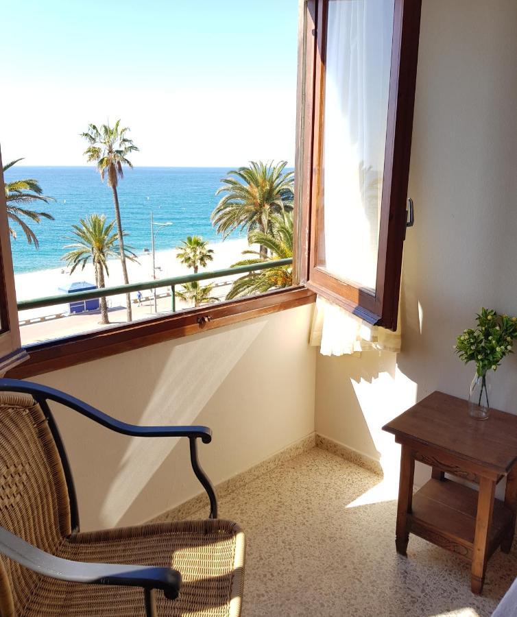 Hotel Maeva ,1 Star B&B يوريت دي مار المظهر الخارجي الصورة